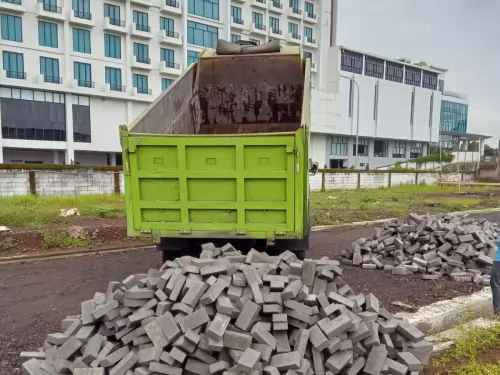 Jalan komplek Pemalang menggunakan paving block 3D